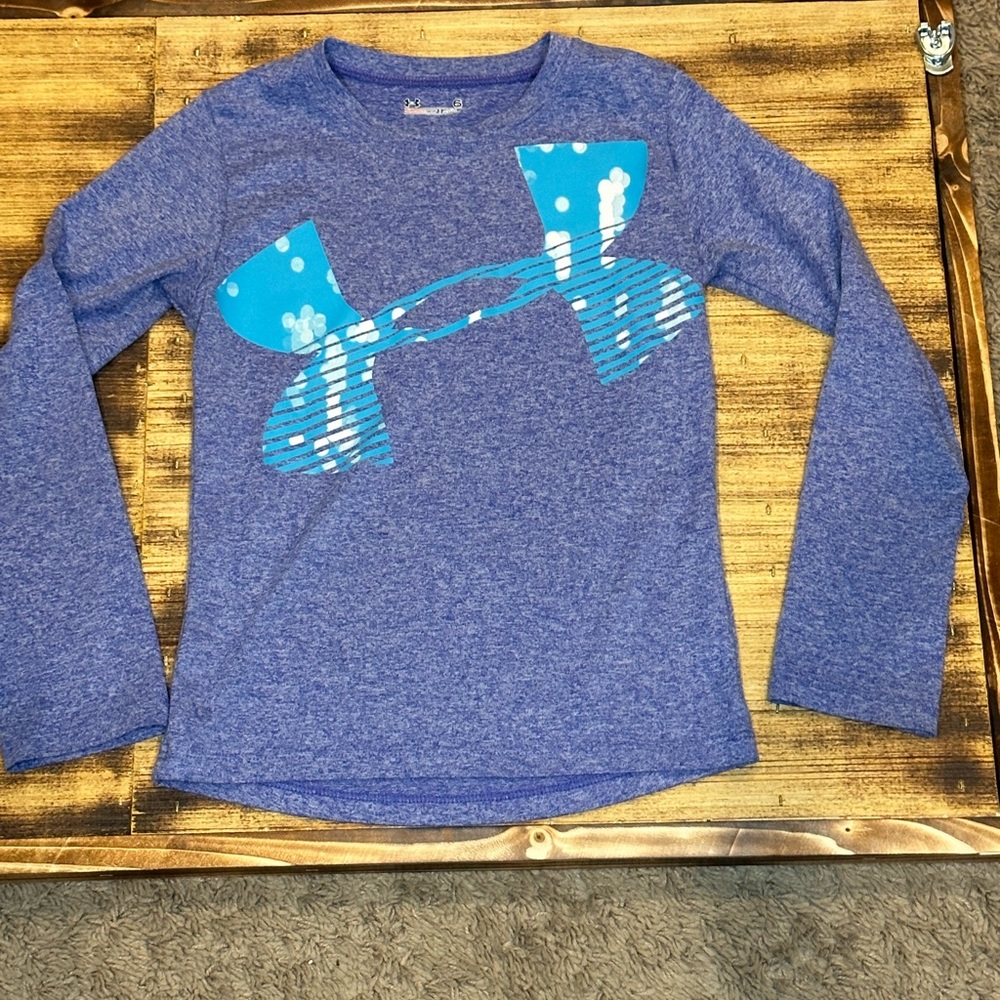 Girls Under Armour sz 6 euc